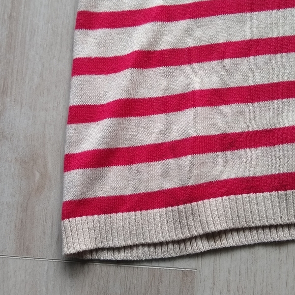 89th & Madison Long-Sleeve Knit Top Stripes Red Cream Henley Buttons Medium - Picture 4 of 9